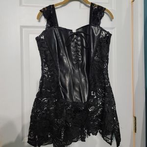 Dream girl corset top pleather